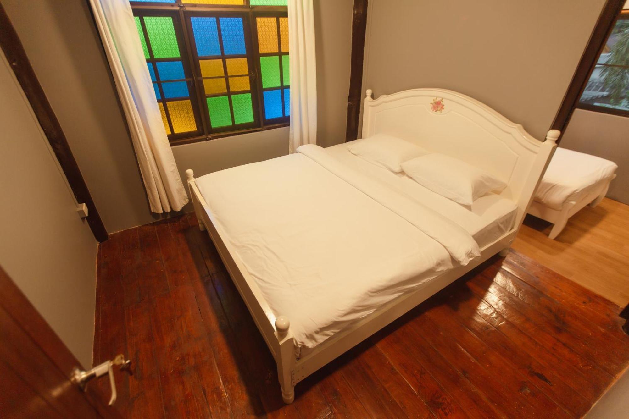 Agga Cnx Hostel Chiang Mai Dış mekan fotoğraf