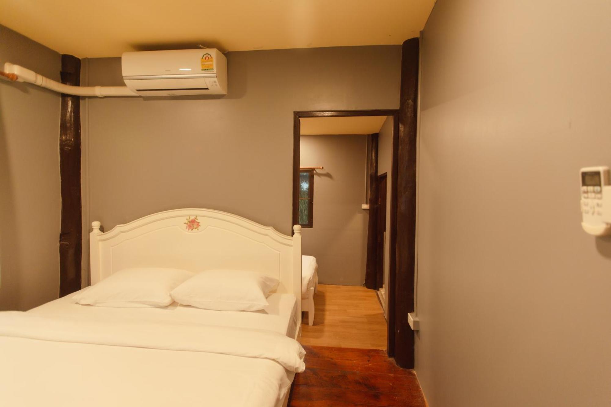Agga Cnx Hostel Chiang Mai Dış mekan fotoğraf