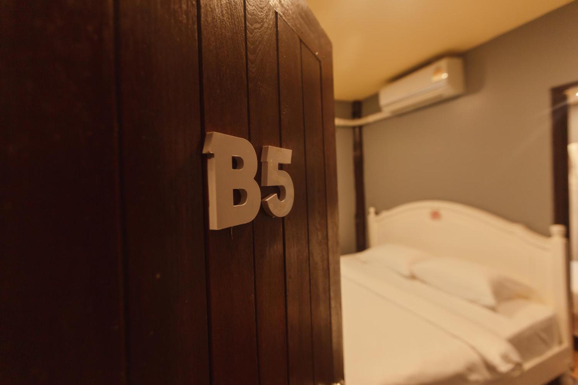 Agga Cnx Hostel Chiang Mai Dış mekan fotoğraf