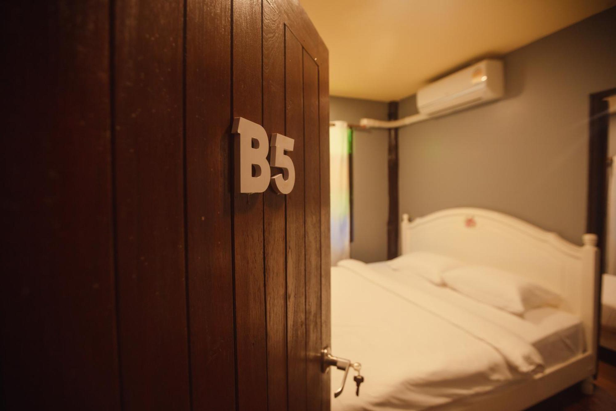 Agga Cnx Hostel Chiang Mai Dış mekan fotoğraf