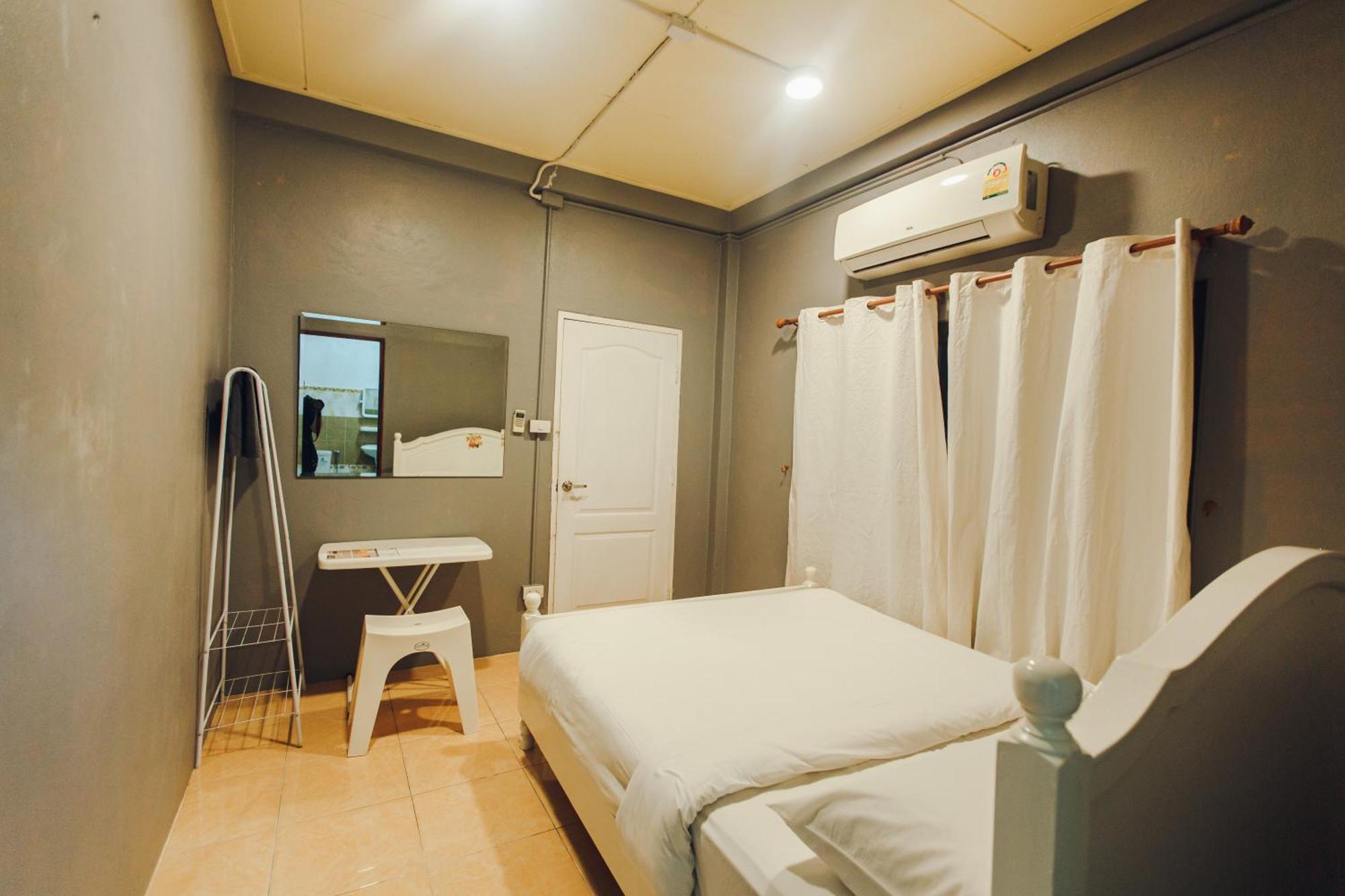 Agga Cnx Hostel Chiang Mai Dış mekan fotoğraf