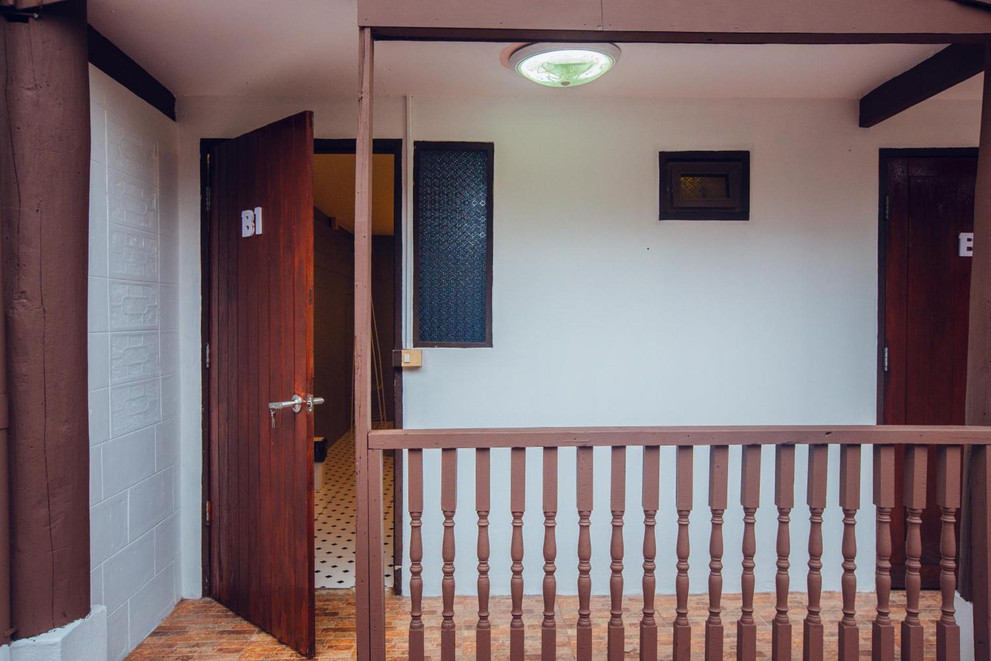Agga Cnx Hostel Chiang Mai Dış mekan fotoğraf